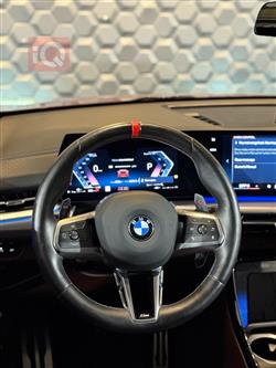 بی ئێم دەبڵیو X2